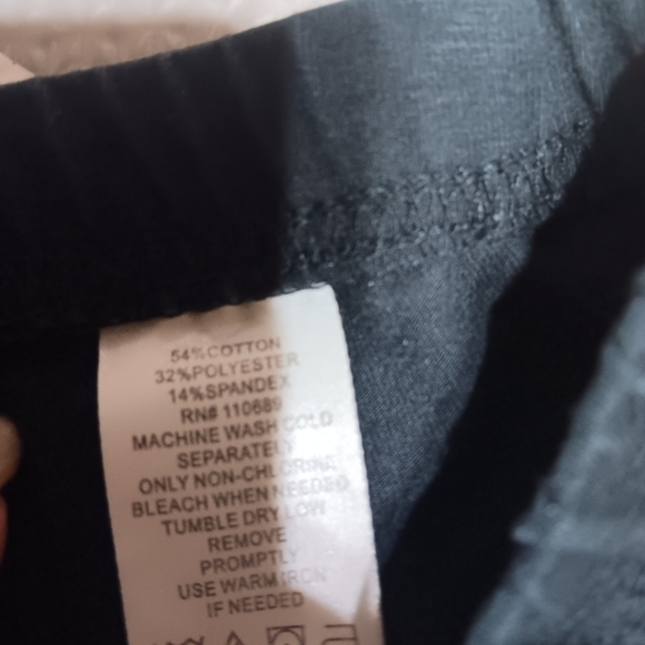 Size Large black leggings brand woman with control - Picture 3 of 5